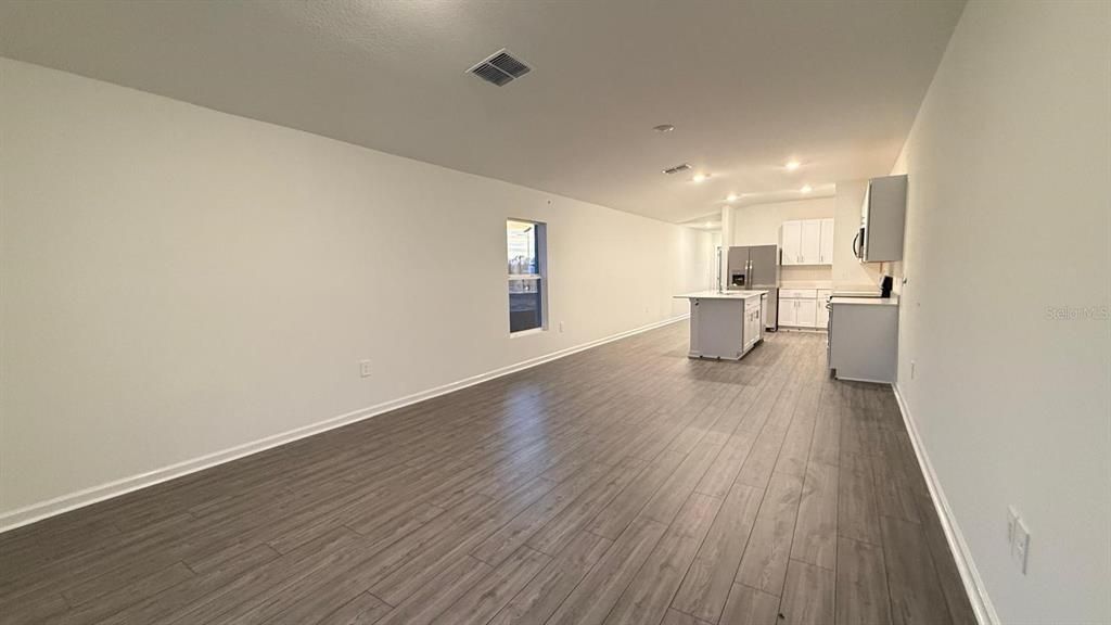 出租: $1,890 (3 贝兹, 2 浴室, 1428 平方英尺)