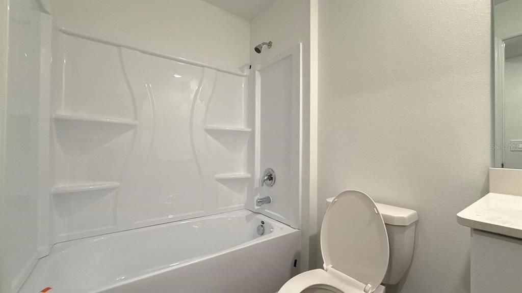 出租: $1,890 (3 贝兹, 2 浴室, 1428 平方英尺)