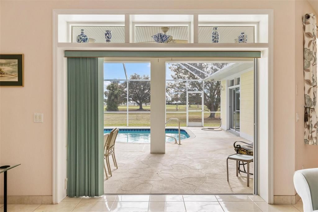 На продажу: $550,000 (4 спален, 3 ванн, 2570 Квадратных фут)