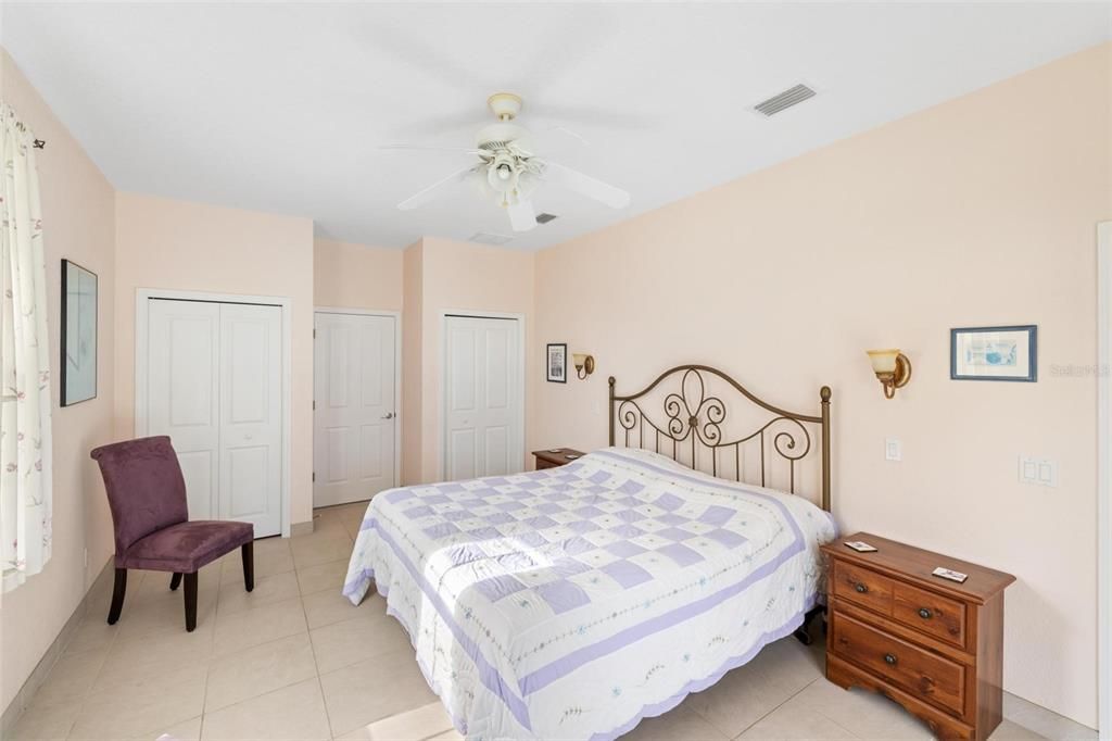 На продажу: $550,000 (4 спален, 3 ванн, 2570 Квадратных фут)