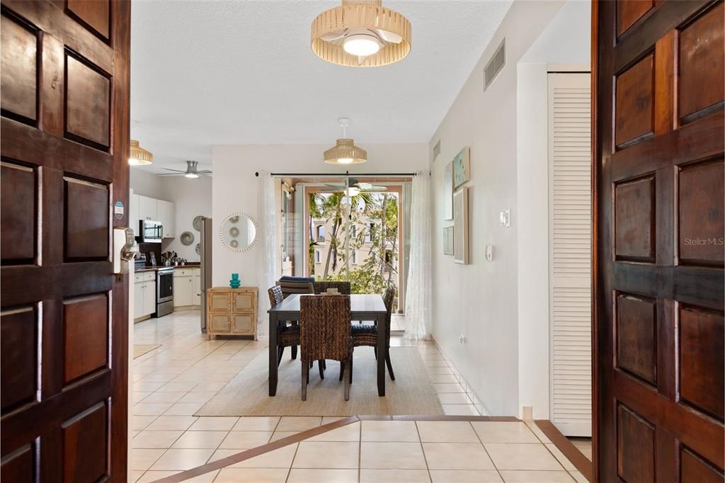 待售: $415,000 (2 贝兹, 2 浴室, 1348 平方英尺)