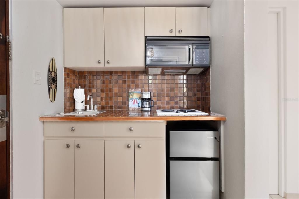 待售: $415,000 (2 贝兹, 2 浴室, 1348 平方英尺)