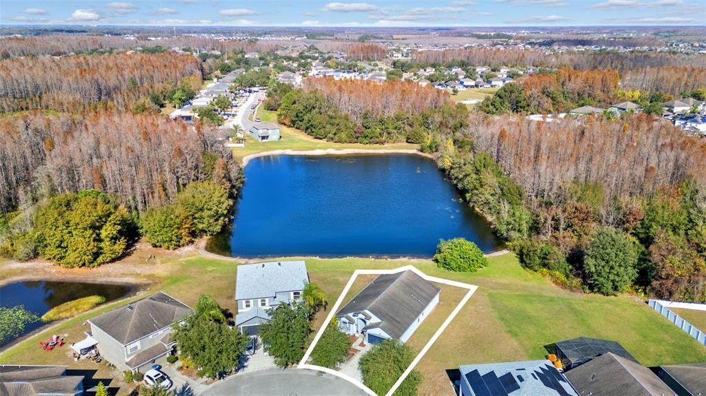 For Sale: $380,000 (4 beds, 3 baths, 1913 Square Feet)