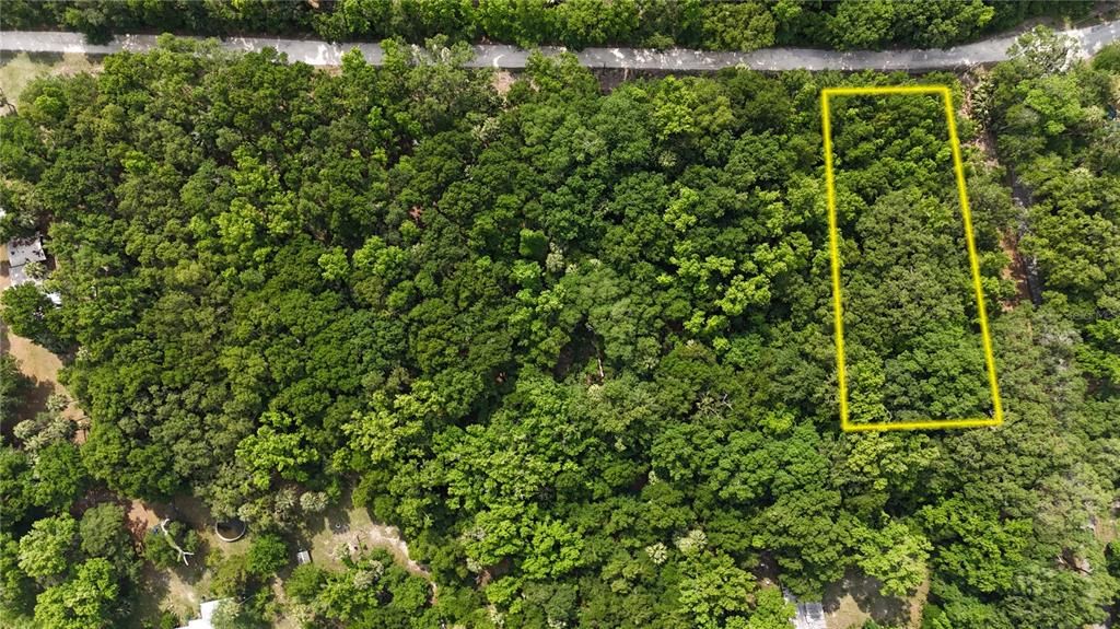 En Venta: $36,000 (1.01 acres)