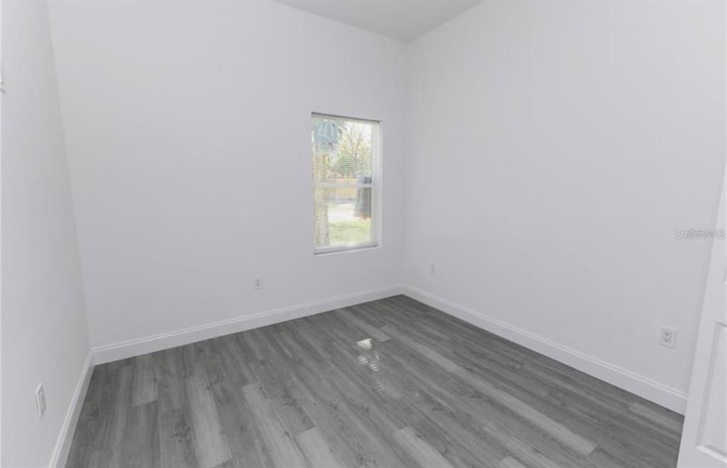 待售: $234,000 (3 贝兹, 2 浴室, 1062 平方英尺)