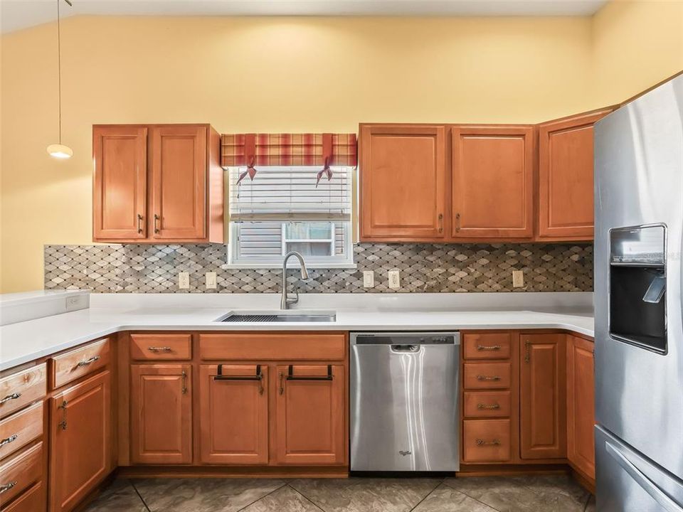 For Sale: $329,900 (3 beds, 2 baths, 1513 Square Feet)