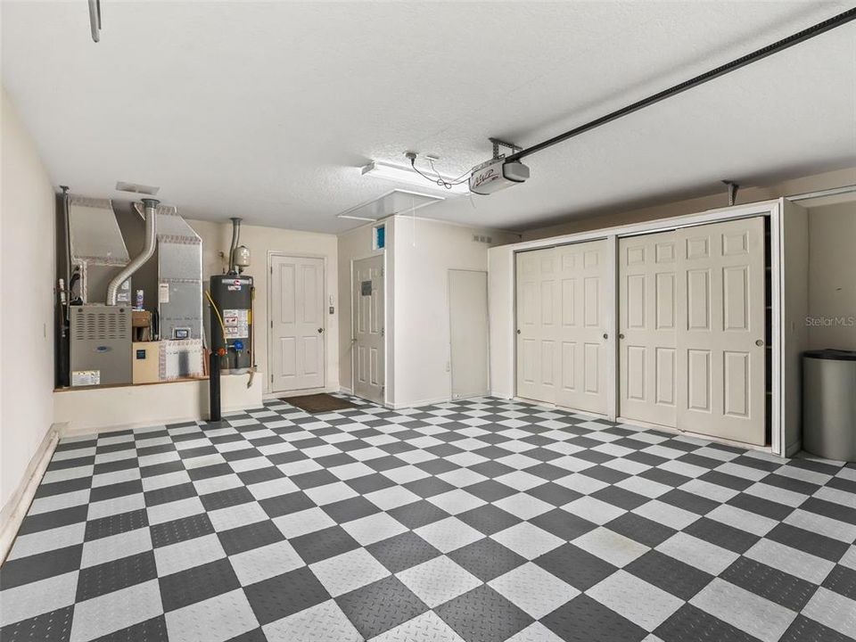 For Sale: $329,900 (3 beds, 2 baths, 1513 Square Feet)