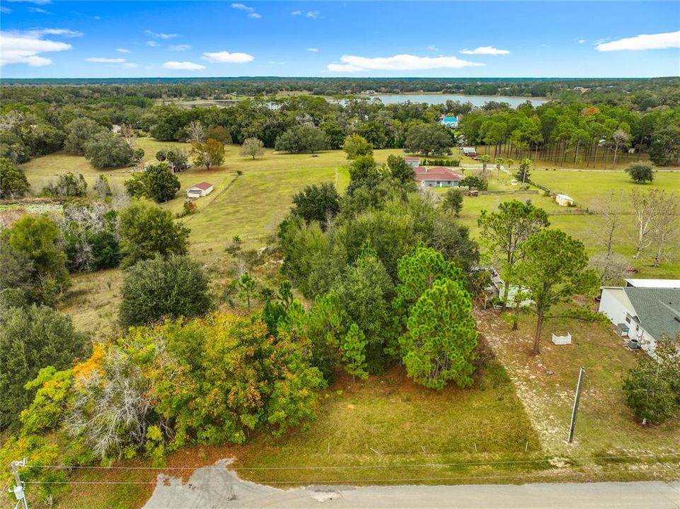 На продажу: $89,900 (1.06 acres)