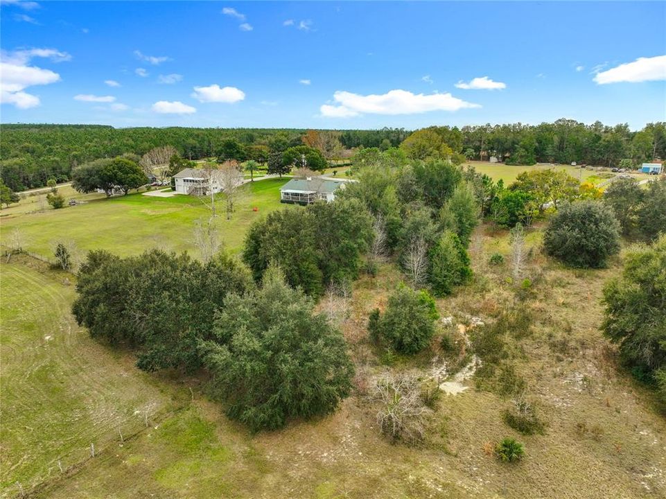 На продажу: $89,900 (1.06 acres)