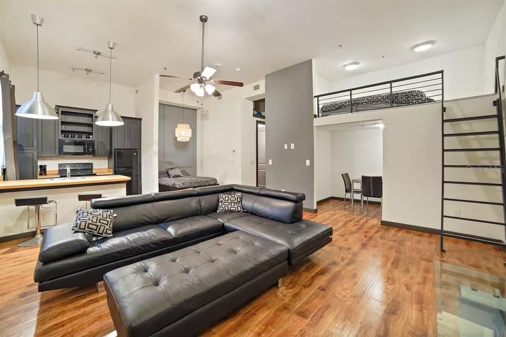 For Rent: $1,699 (0 beds, 1 baths, 516 Square Feet)