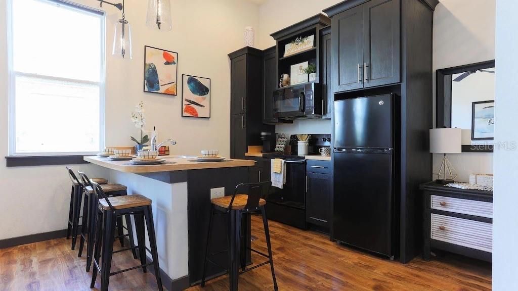 For Rent: $1,699 (0 beds, 1 baths, 516 Square Feet)