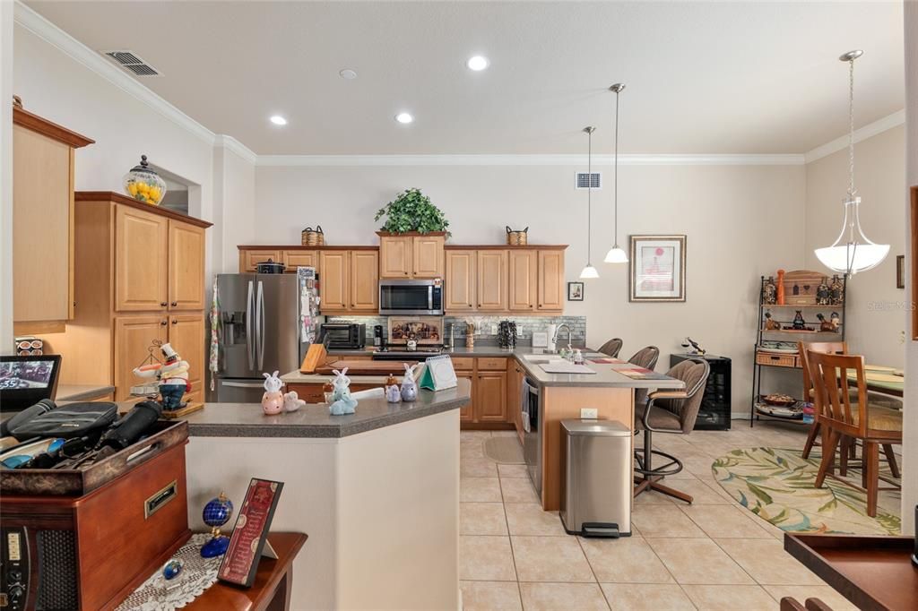 待售: $549,900 (3 贝兹, 2 浴室, 2439 平方英尺)