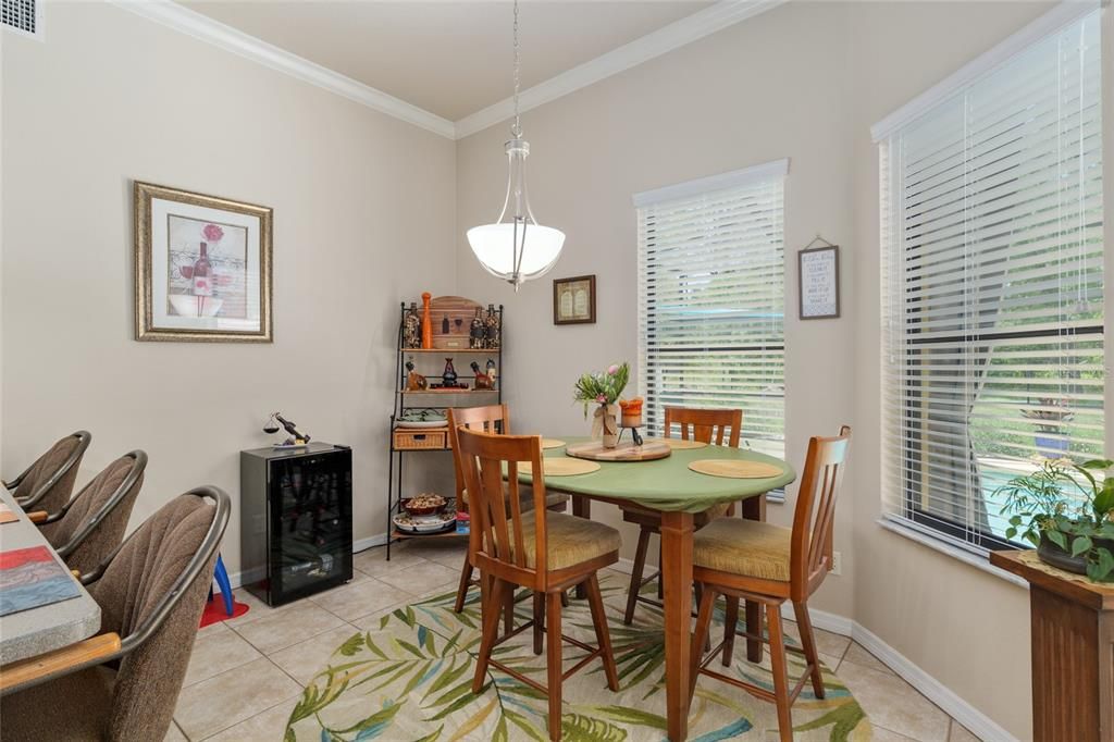 待售: $549,900 (3 贝兹, 2 浴室, 2439 平方英尺)