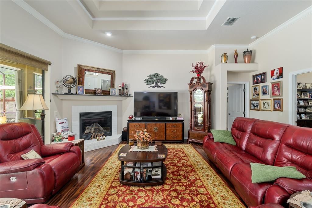 待售: $549,900 (3 贝兹, 2 浴室, 2439 平方英尺)