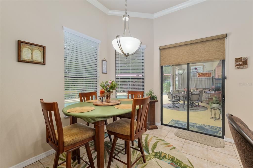 待售: $549,900 (3 贝兹, 2 浴室, 2439 平方英尺)