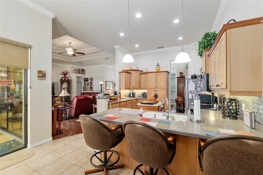 待售: $549,900 (3 贝兹, 2 浴室, 2439 平方英尺)