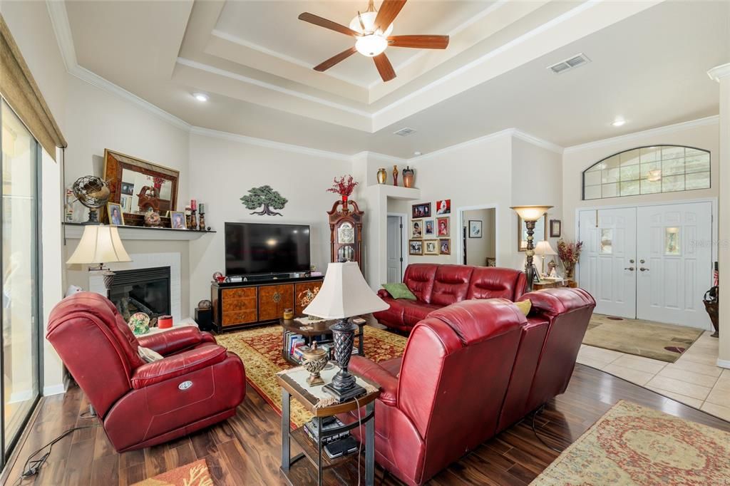 待售: $549,900 (3 贝兹, 2 浴室, 2439 平方英尺)