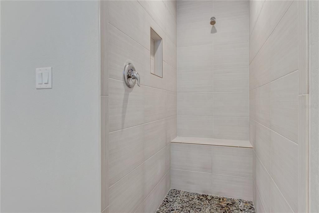 待售: $309,900 (3 贝兹, 2 浴室, 1372 平方英尺)