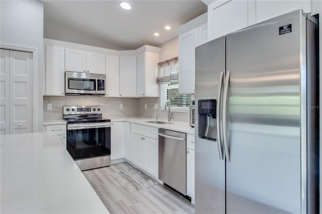 待售: $309,900 (3 贝兹, 2 浴室, 1372 平方英尺)