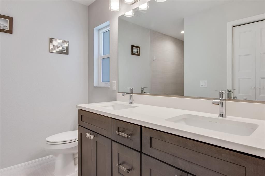 待售: $309,900 (3 贝兹, 2 浴室, 1372 平方英尺)