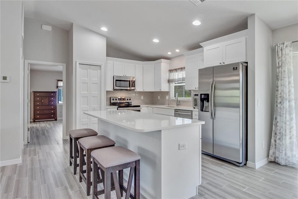 待售: $309,900 (3 贝兹, 2 浴室, 1372 平方英尺)