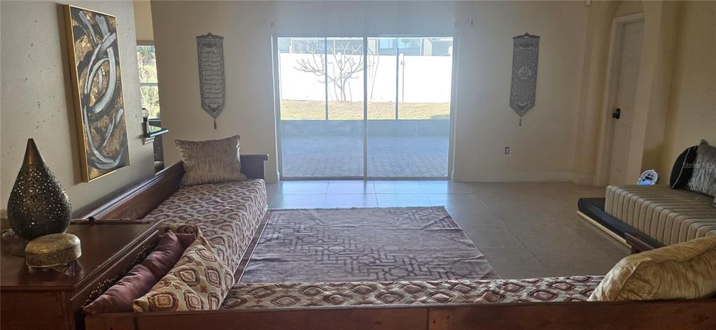 For Sale: $335,000 (3 beds, 2 baths, 1856 Square Feet)