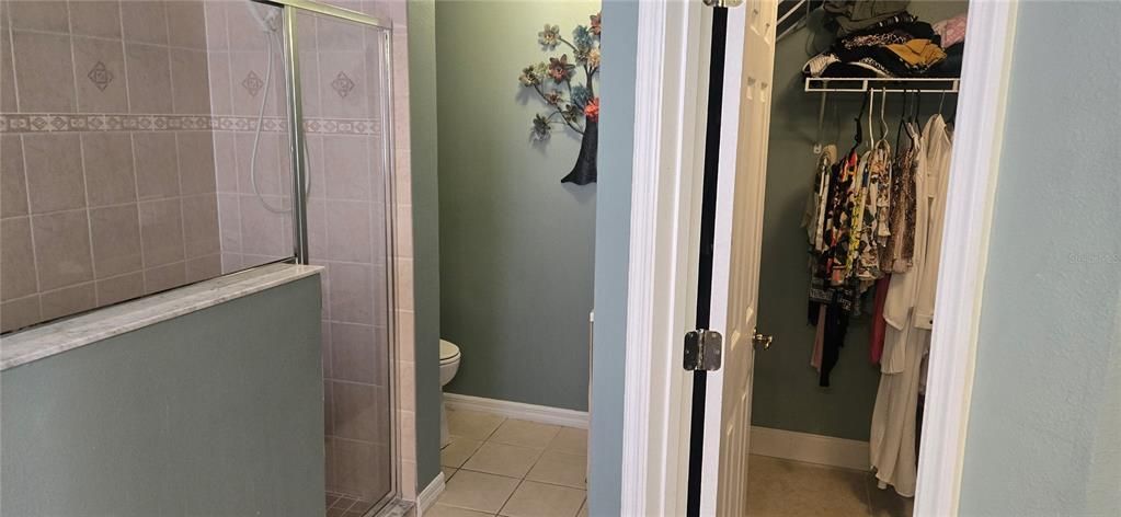 For Sale: $335,000 (3 beds, 2 baths, 1856 Square Feet)