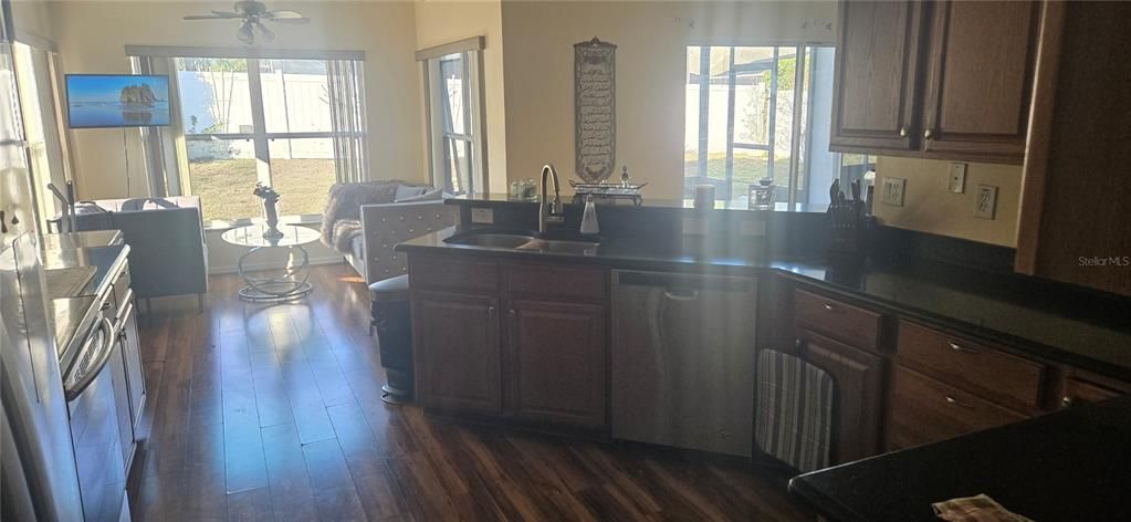 For Sale: $335,000 (3 beds, 2 baths, 1856 Square Feet)