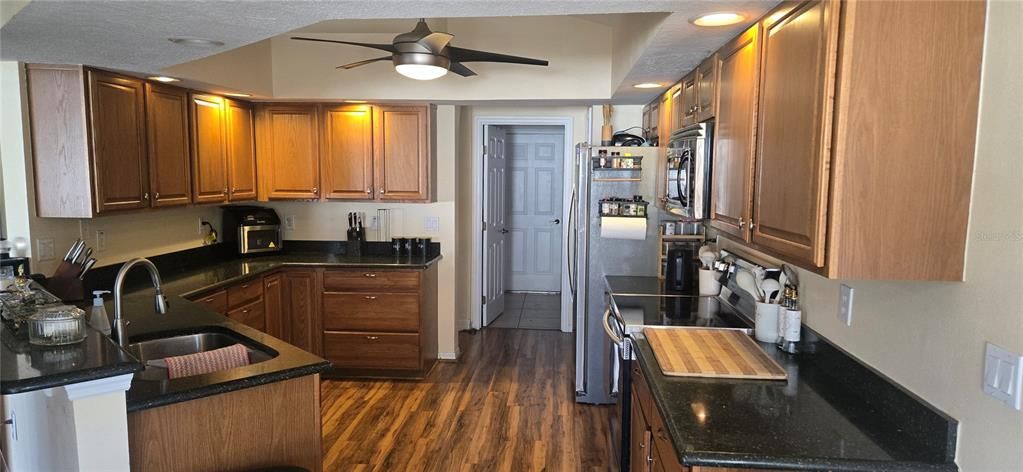 For Sale: $335,000 (3 beds, 2 baths, 1856 Square Feet)