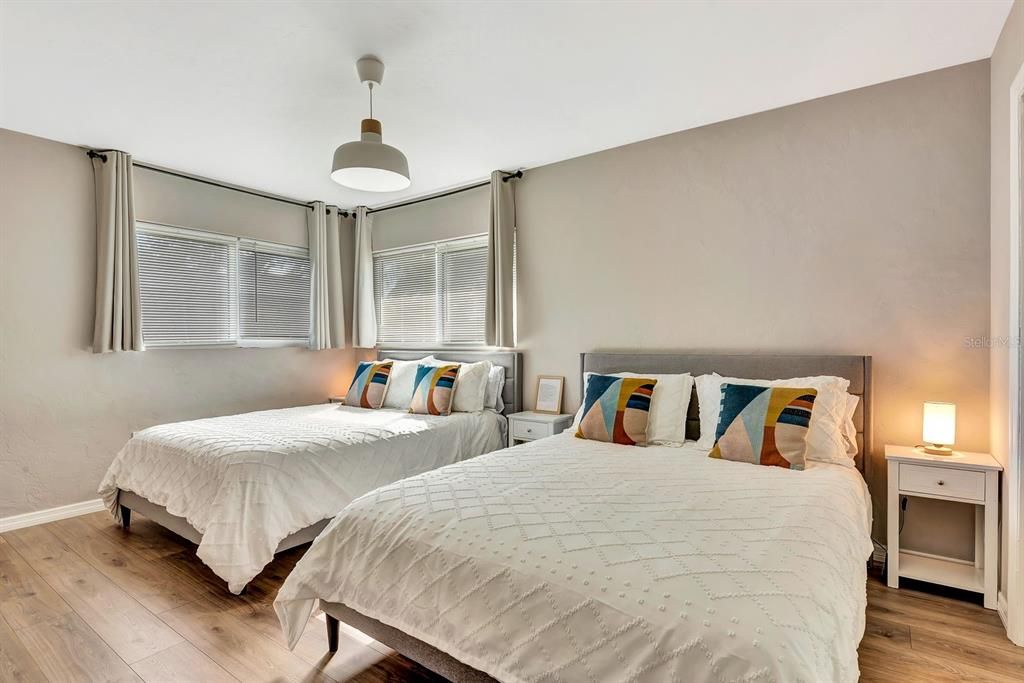 For Sale: $479,000 (3 beds, 2 baths, 1520 Square Feet)