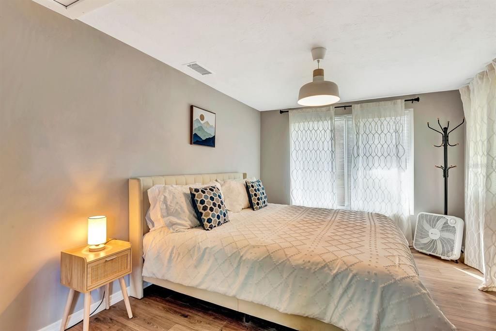 For Sale: $479,000 (3 beds, 2 baths, 1520 Square Feet)