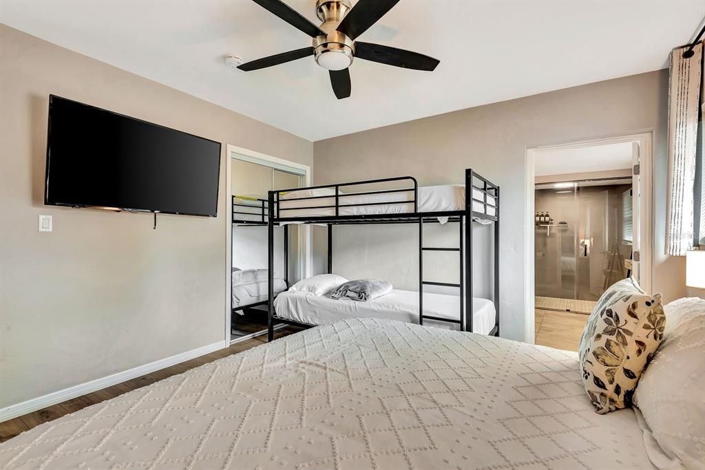 For Sale: $479,000 (3 beds, 2 baths, 1520 Square Feet)