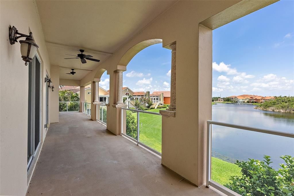 En Venta: $1,199,000 (3 camas, 3 baños, 2799 Pies cuadrados)