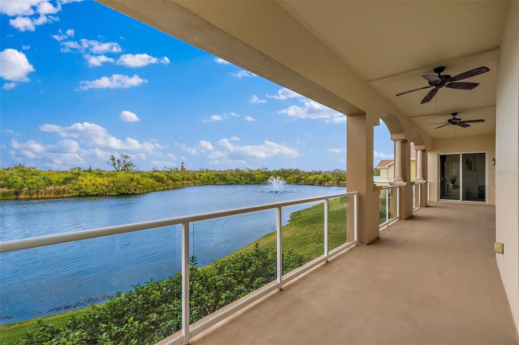 En Venta: $1,199,000 (3 camas, 3 baños, 2799 Pies cuadrados)