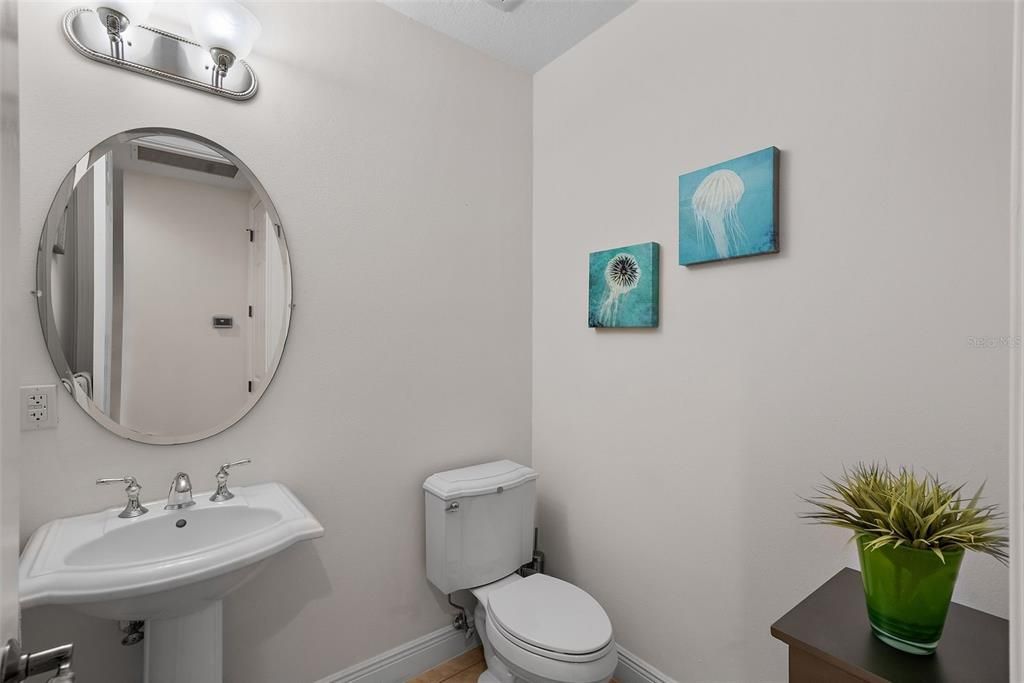 En Venta: $1,199,000 (3 camas, 3 baños, 2799 Pies cuadrados)