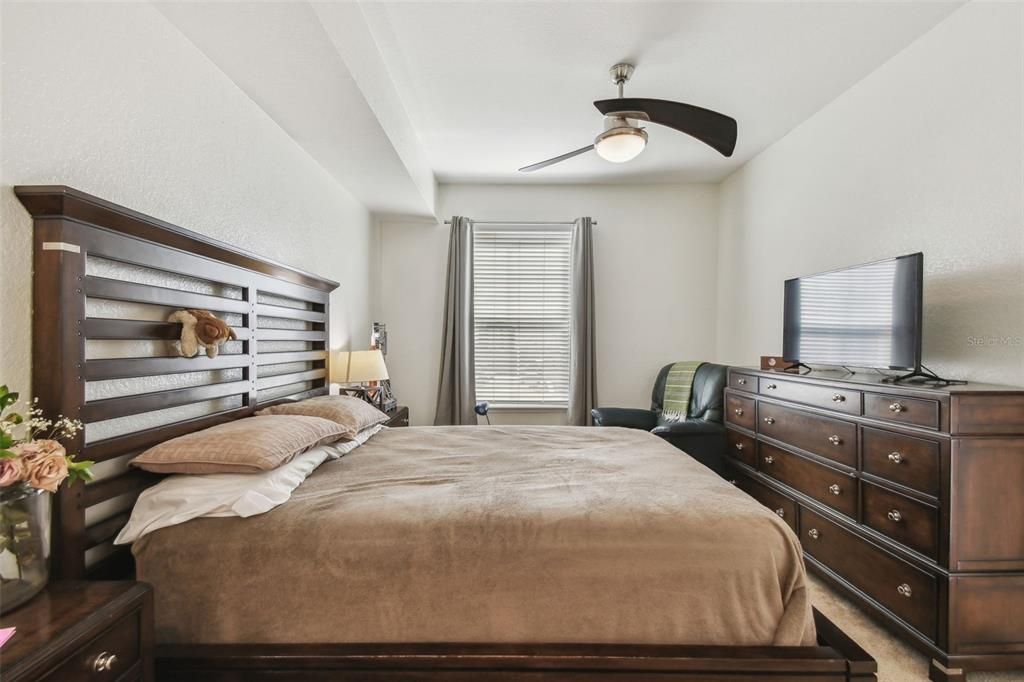 For Rent: $2,450 (2 beds, 2 baths, 1184 Square Feet)