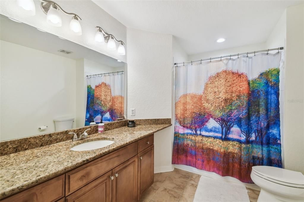 For Rent: $2,450 (2 beds, 2 baths, 1184 Square Feet)