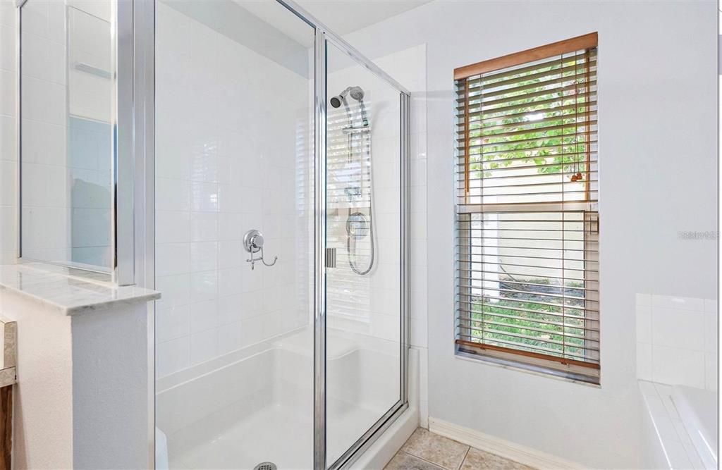 В аренду: $3,200 (3 спален, 2 ванн, 1832 Квадратных фут)