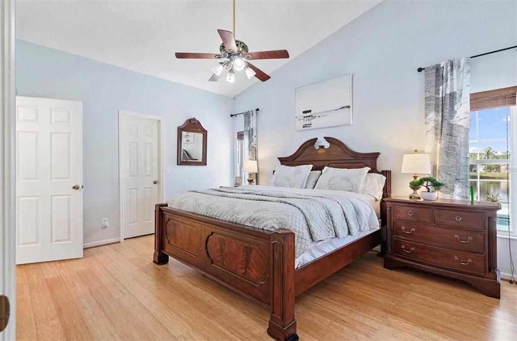 В аренду: $3,200 (3 спален, 2 ванн, 1832 Квадратных фут)