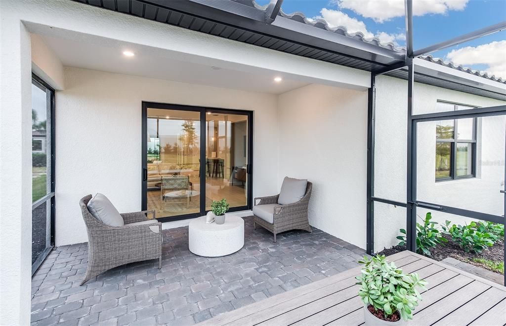 For Sale: $469,265 (2 beds, 2 baths, 1602 Square Feet)