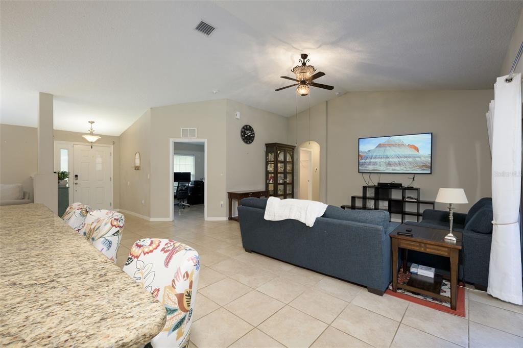 For Sale: $350,000 (4 beds, 2 baths, 2208 Square Feet)