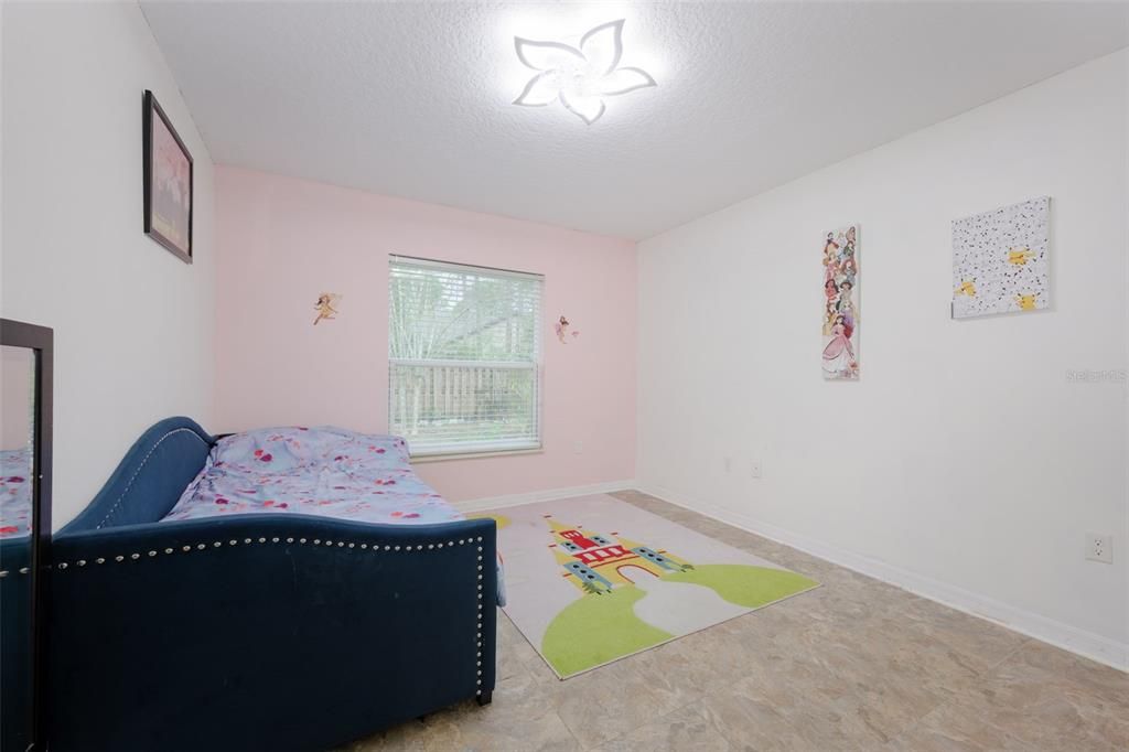 For Sale: $350,000 (4 beds, 2 baths, 2208 Square Feet)