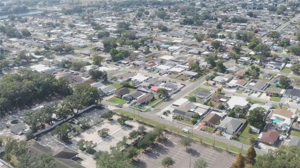 En Venta: $450,000 (3 camas, 2 baños, 1202 Pies cuadrados)