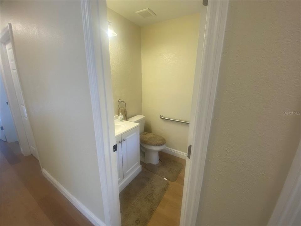 En Venta: $450,000 (3 camas, 2 baños, 1202 Pies cuadrados)