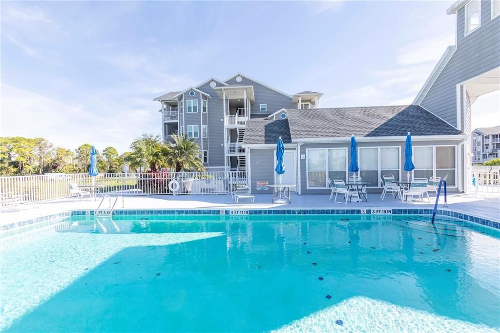 For Sale: $190,000 (1 beds, 1 baths, 680 Square Feet)