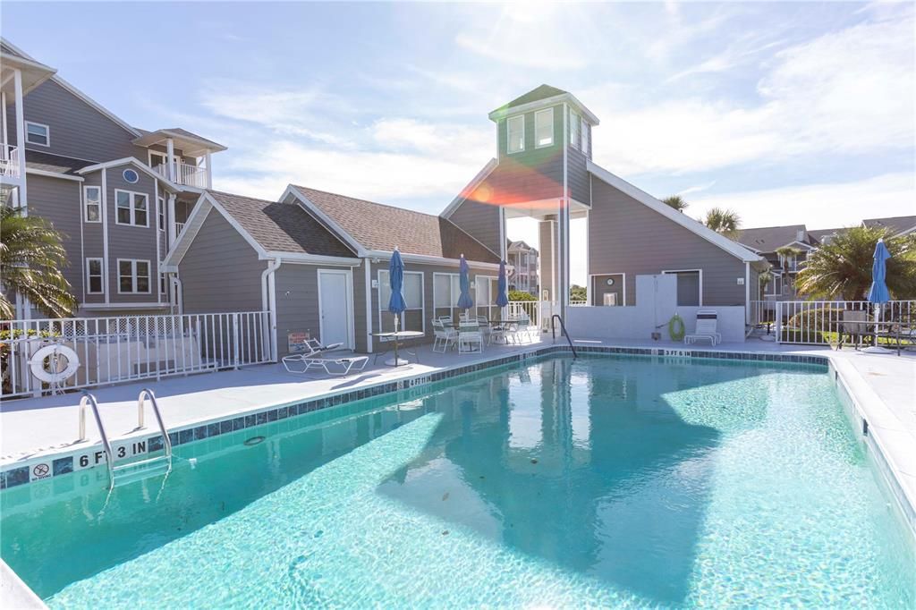 For Sale: $190,000 (1 beds, 1 baths, 680 Square Feet)