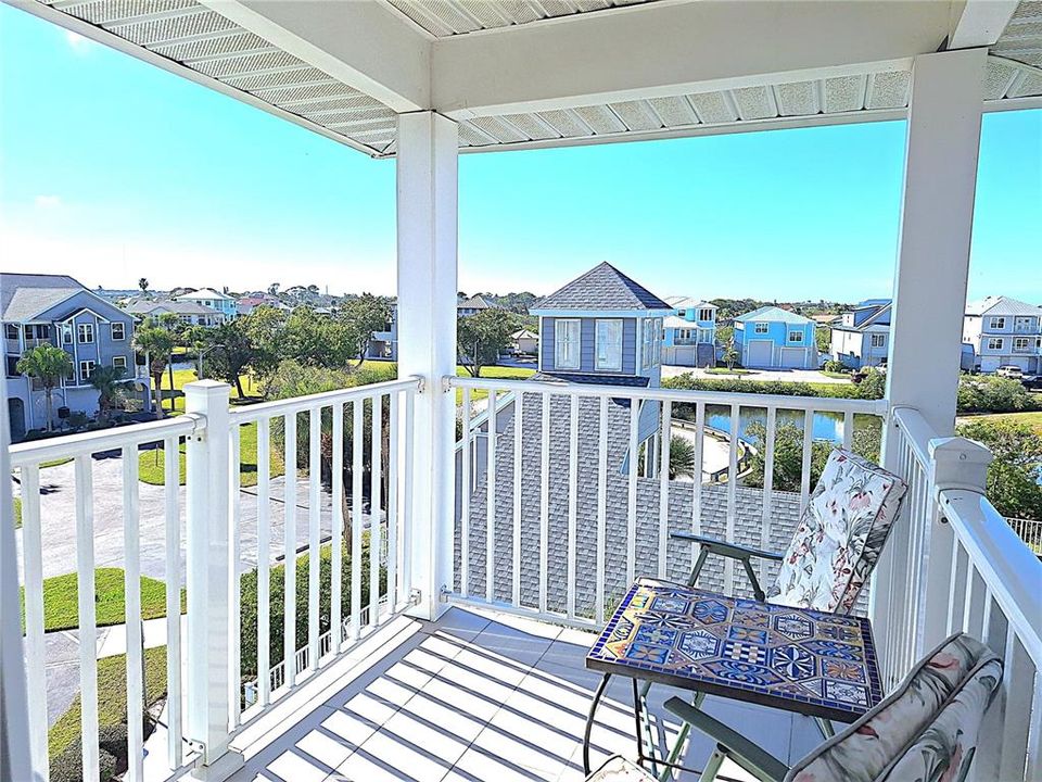 For Sale: $190,000 (1 beds, 1 baths, 680 Square Feet)