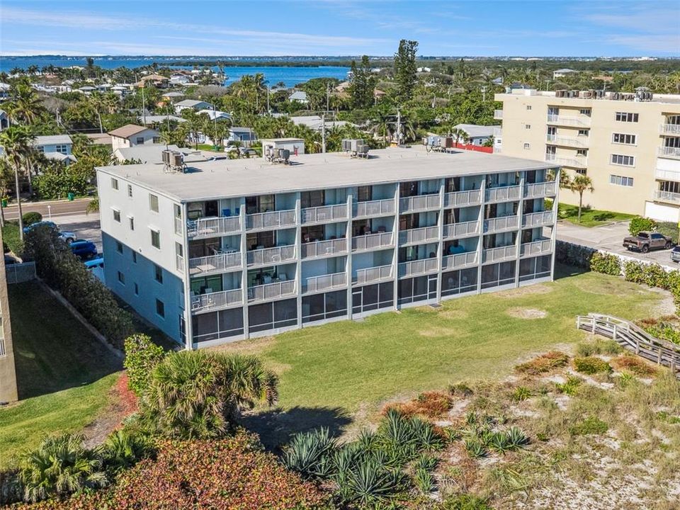 For Sale: $614,900 (3 beds, 2 baths, 1344 Square Feet)