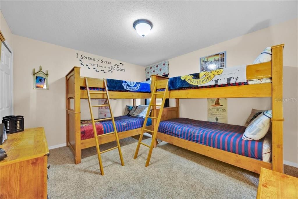 待售: $595,000 (7 贝兹, 6 浴室, 2884 平方英尺)