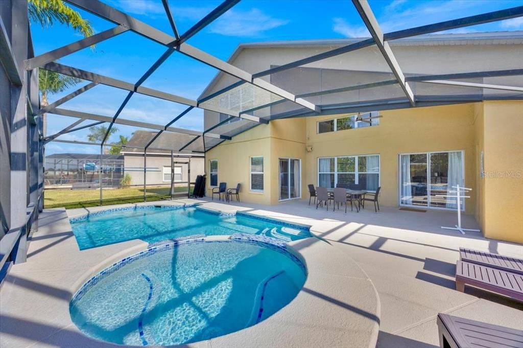 待售: $595,000 (7 贝兹, 6 浴室, 2884 平方英尺)